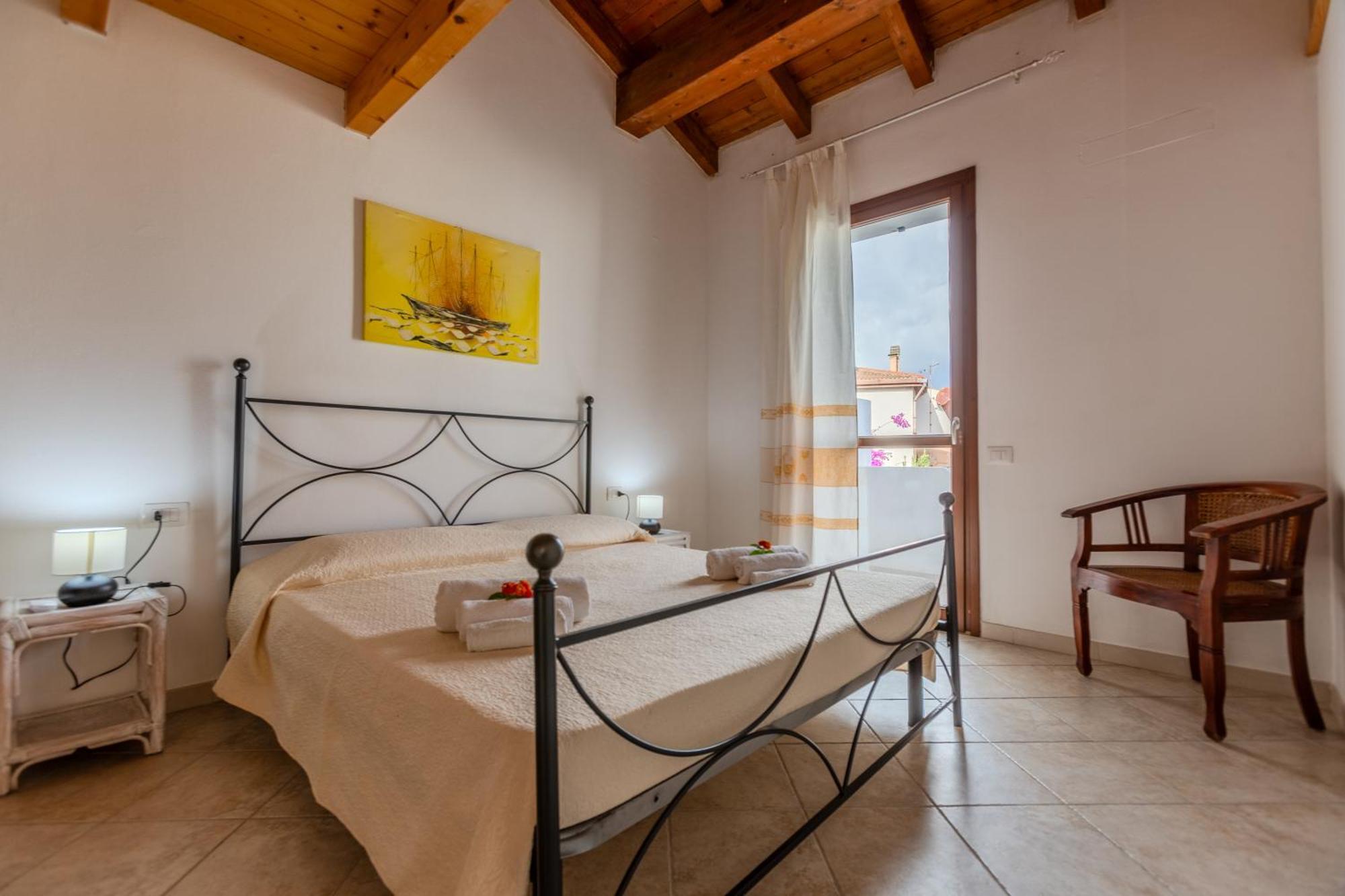 Residence Fior Di Sulcis Calasetta Exterior photo
